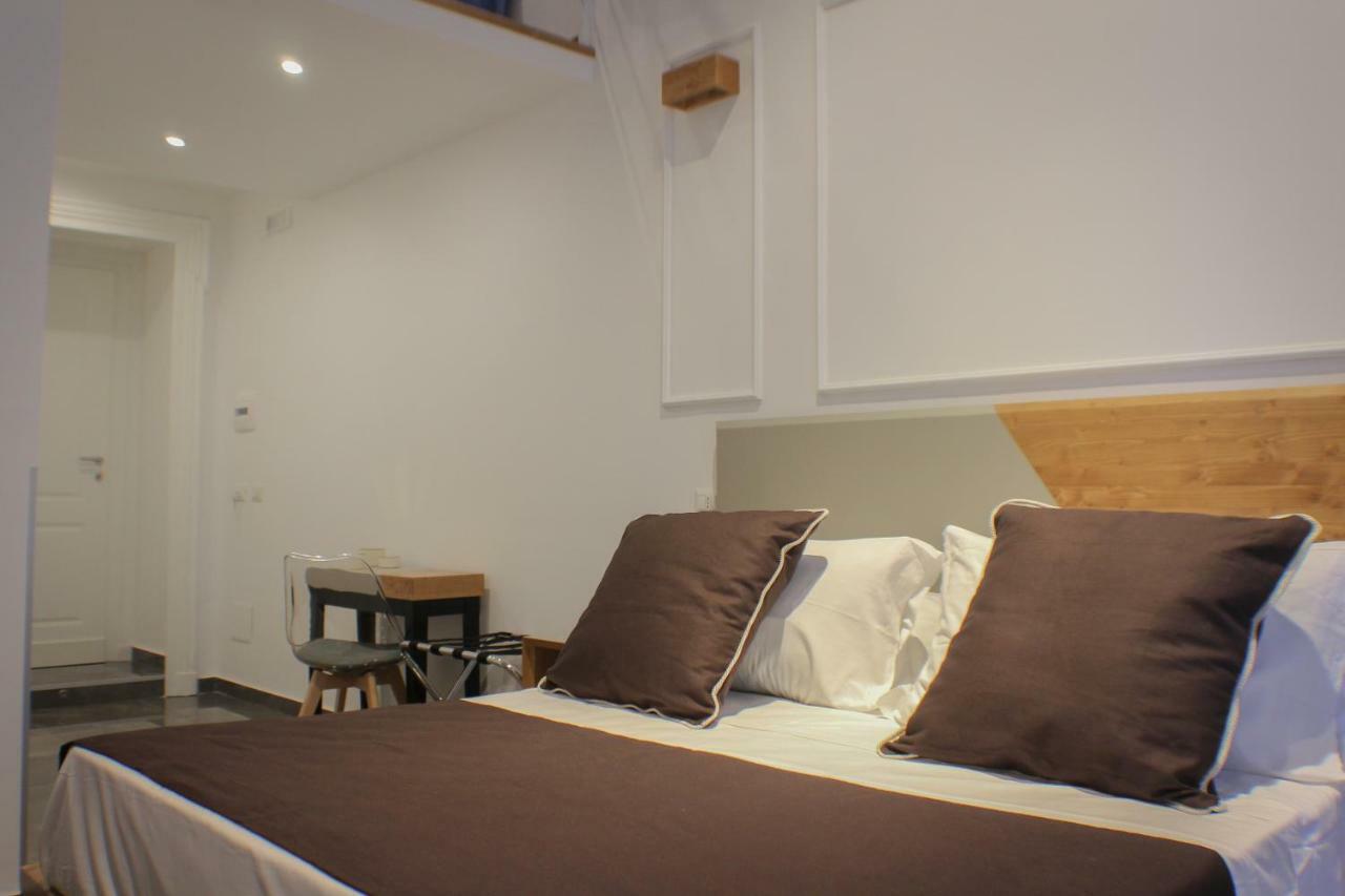 Affittacamere Be Italian Flat Piazza Bovio 22 Napoli